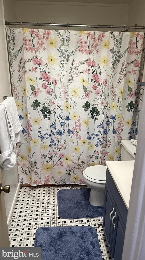 12114 Sweet Briar Rd, Philadelphia PA 19154-1714 exterior