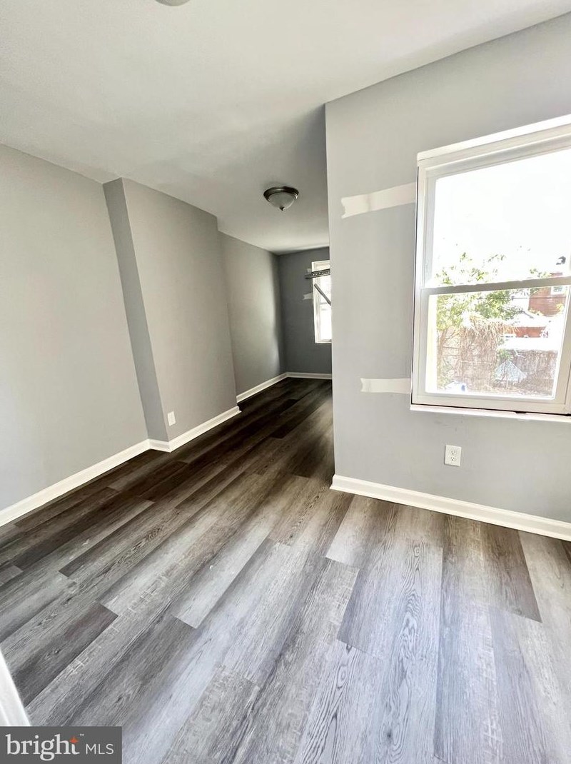 2557 Lee St, Philadelphia PA  19125-1009 exterior