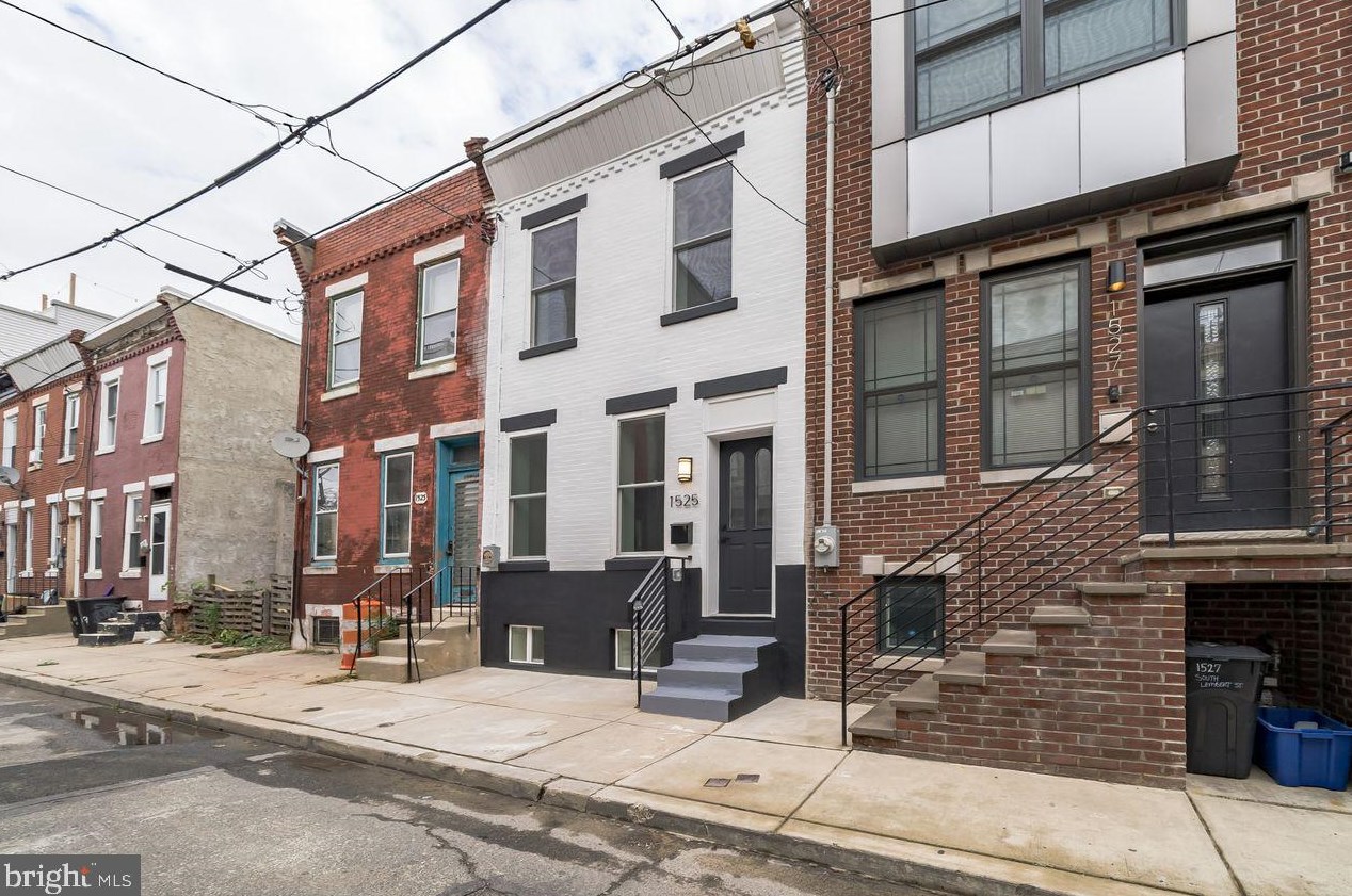 1525 Lambert St, Philadelphia PA  19146-4519 exterior
