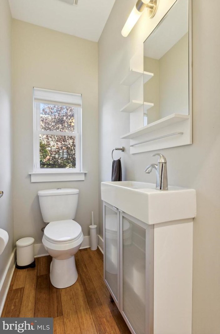 2027 Arizona St, Philadelphia PA  19125-1508 exterior