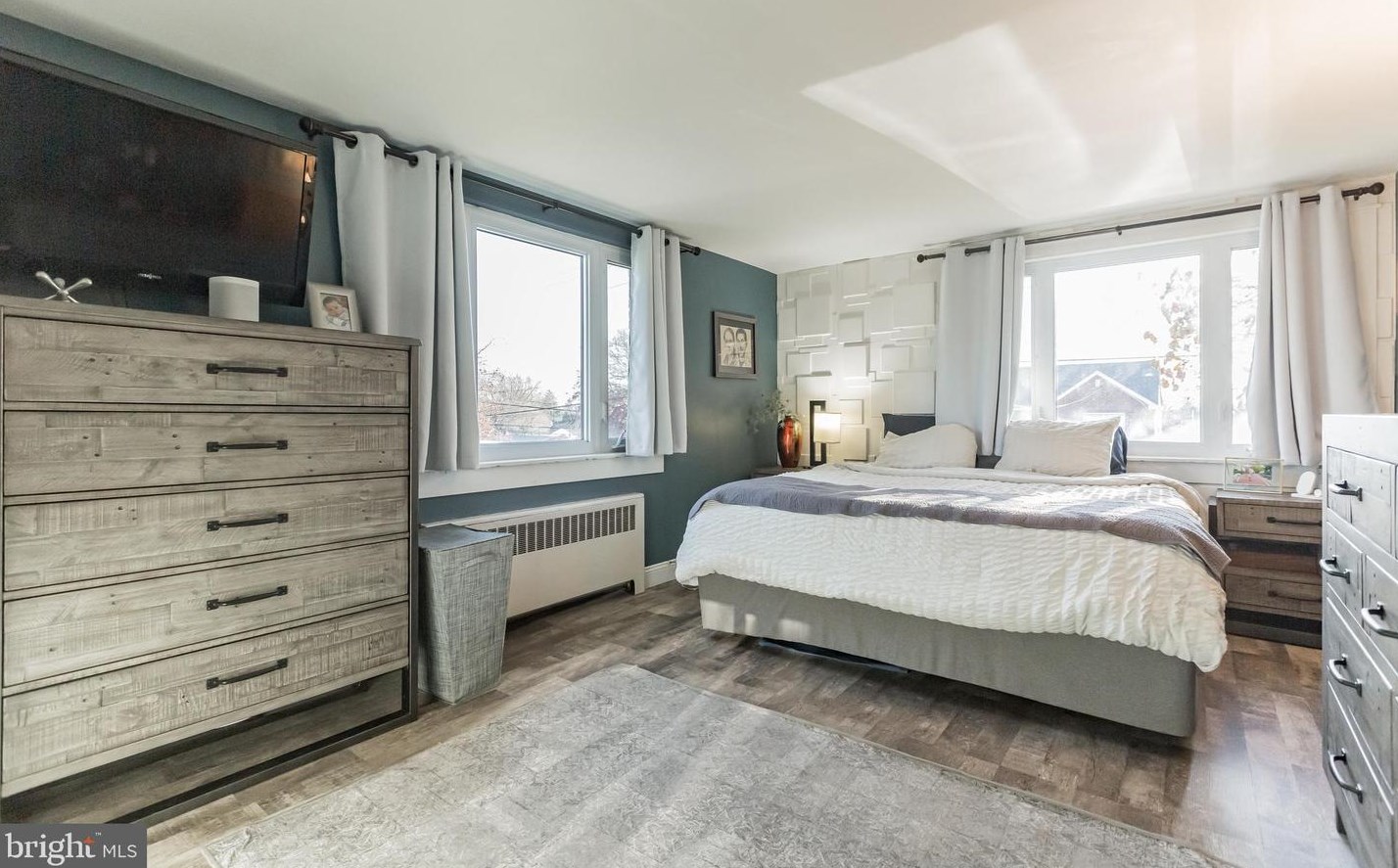 837 Benson St, Philadelphia PA 19111-1933 exterior