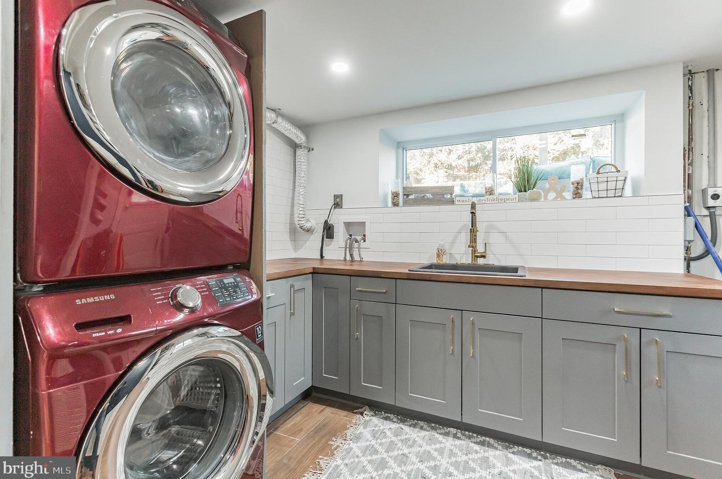 837 Benson St, Philadelphia PA 19111-1933 exterior