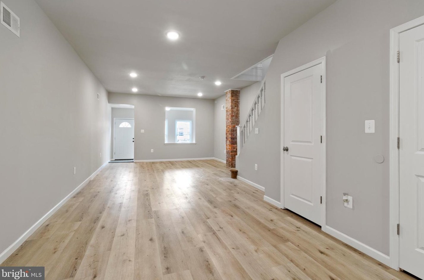5637 Kingsessing Ave, Philadelphia PA  19143-5337 exterior