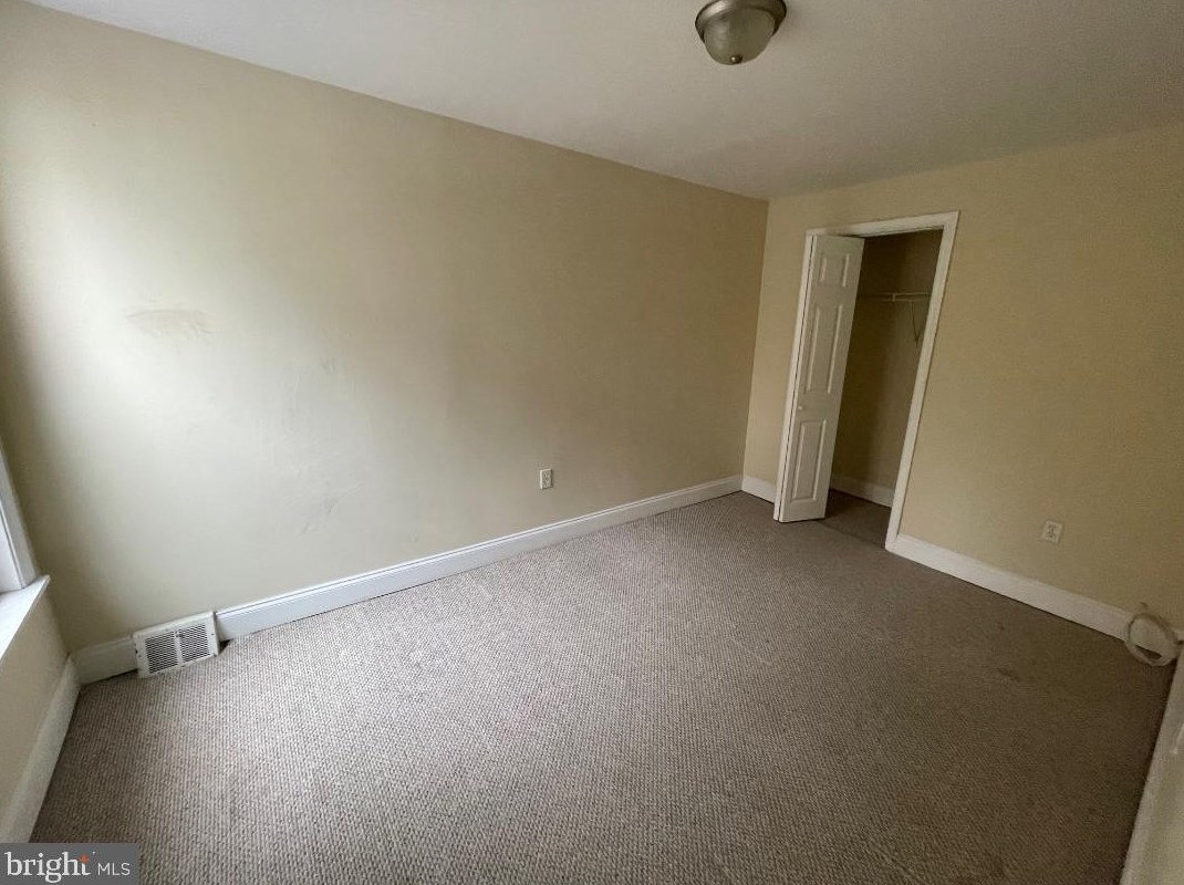 2025 Mildred St, Philadelphia PA  19148-2343 exterior