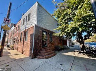 101 Sigel St, Philadelphia PA  19148-1905 exterior