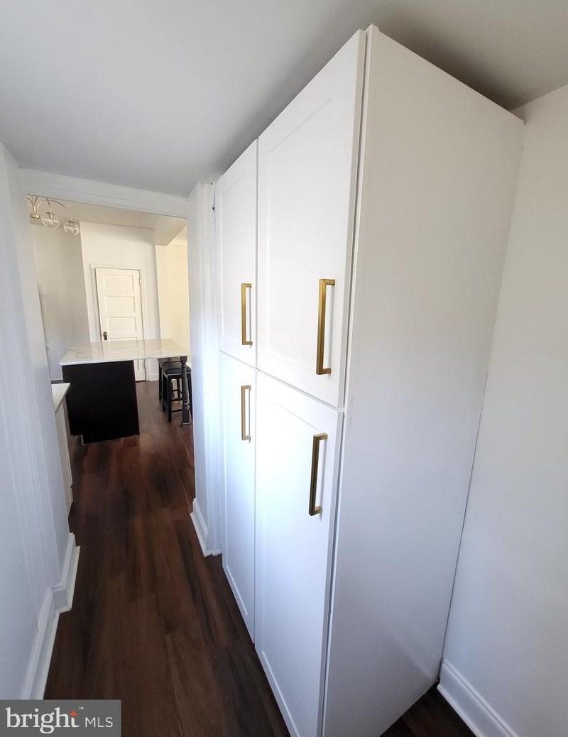 913 Wynnewood Rd, Philadelphia PA 19151-4502 exterior