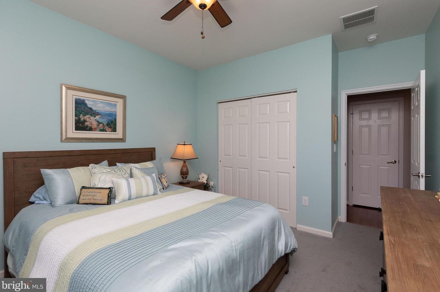 15159 Sunflower Dr, Philadelphia PA 19116-1310 exterior