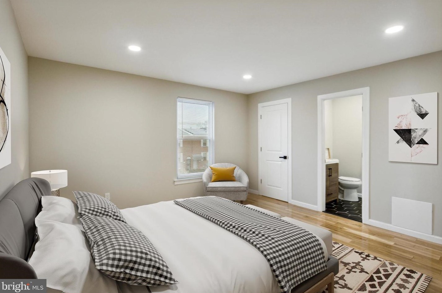 7709 Delphi Pl, Philadelphia PA  19153-1737 exterior