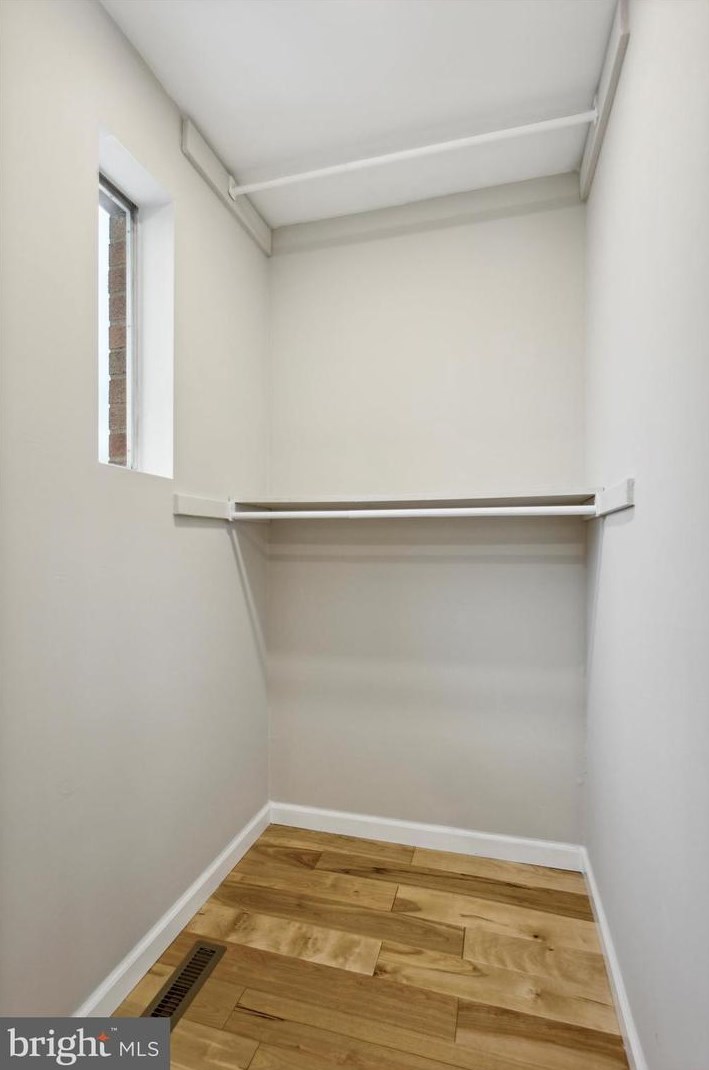 7709 Delphi Pl, Philadelphia PA  19153-1737 exterior