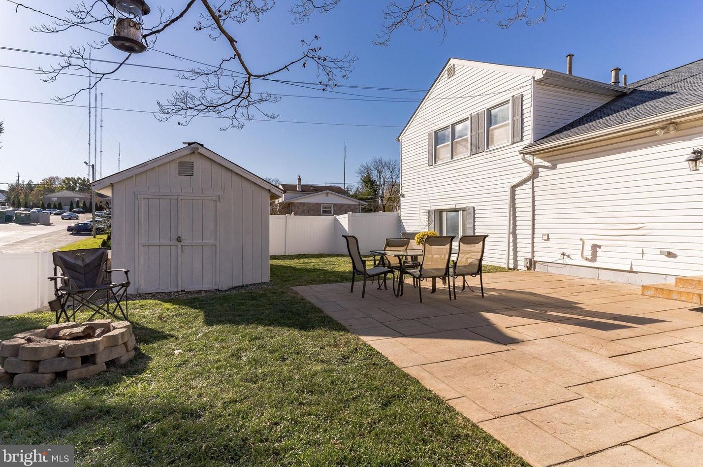 541 Wigard Ave, Philadelphia PA 19128-0041 exterior