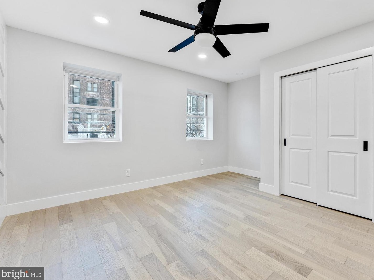 211 Mifflin St, Philadelphia PA  19148-1920 exterior