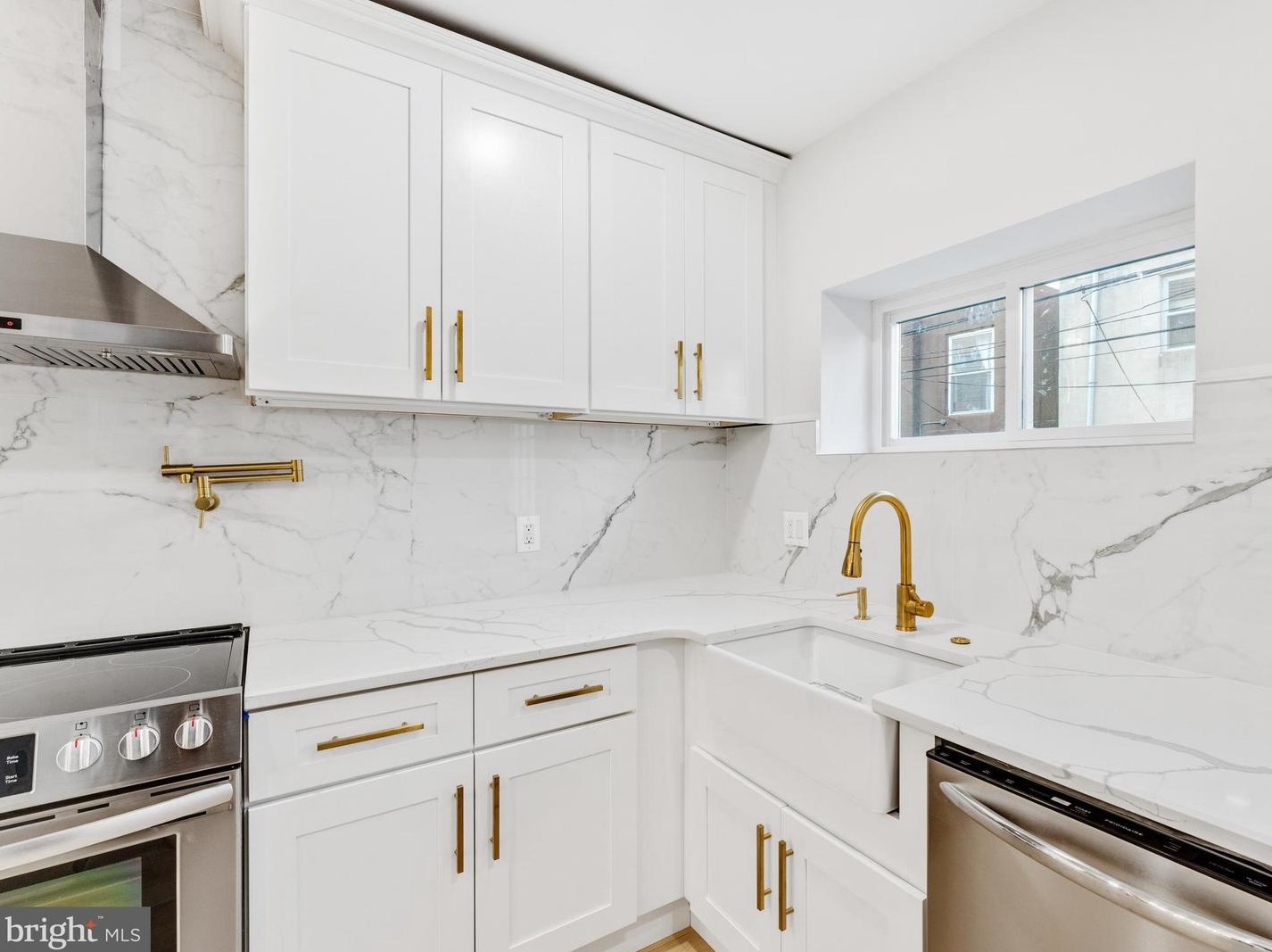 211 Mifflin St, Philadelphia PA  19148-1920 exterior