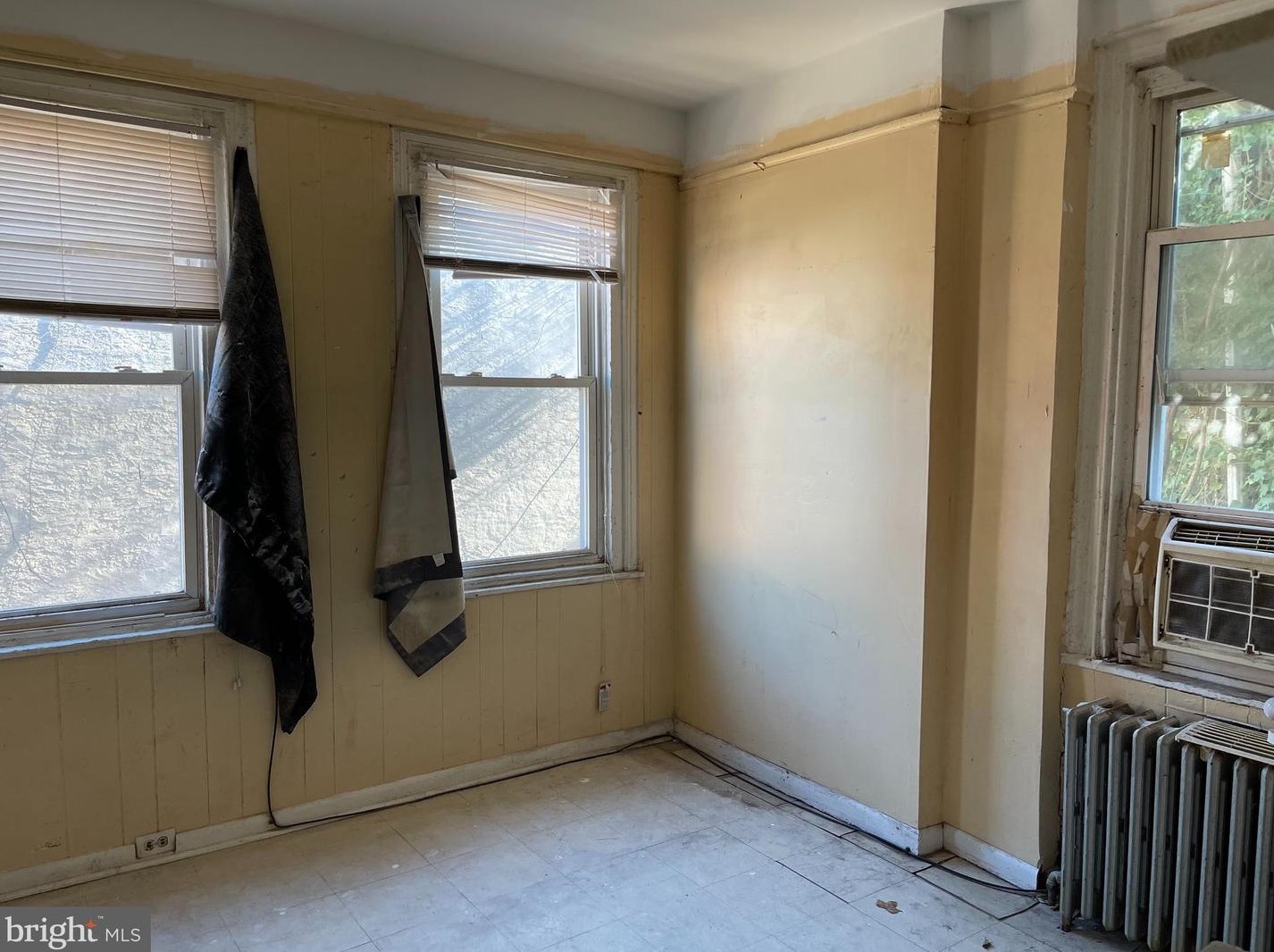 877 50th St, Philadelphia PA  19139-1714 exterior