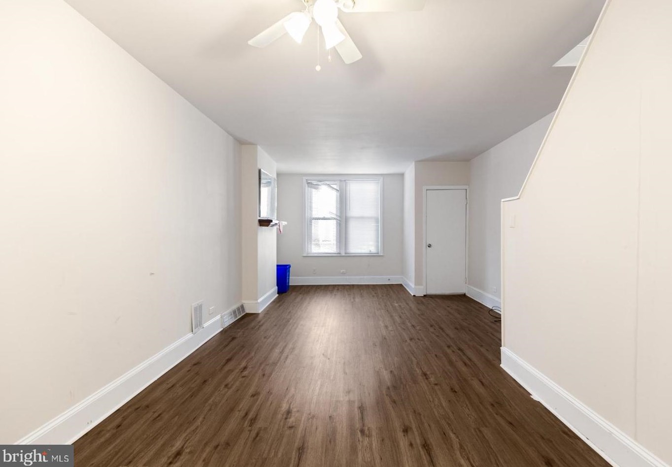 2419 Sartain St, Philadelphia PA  19148-3621 exterior