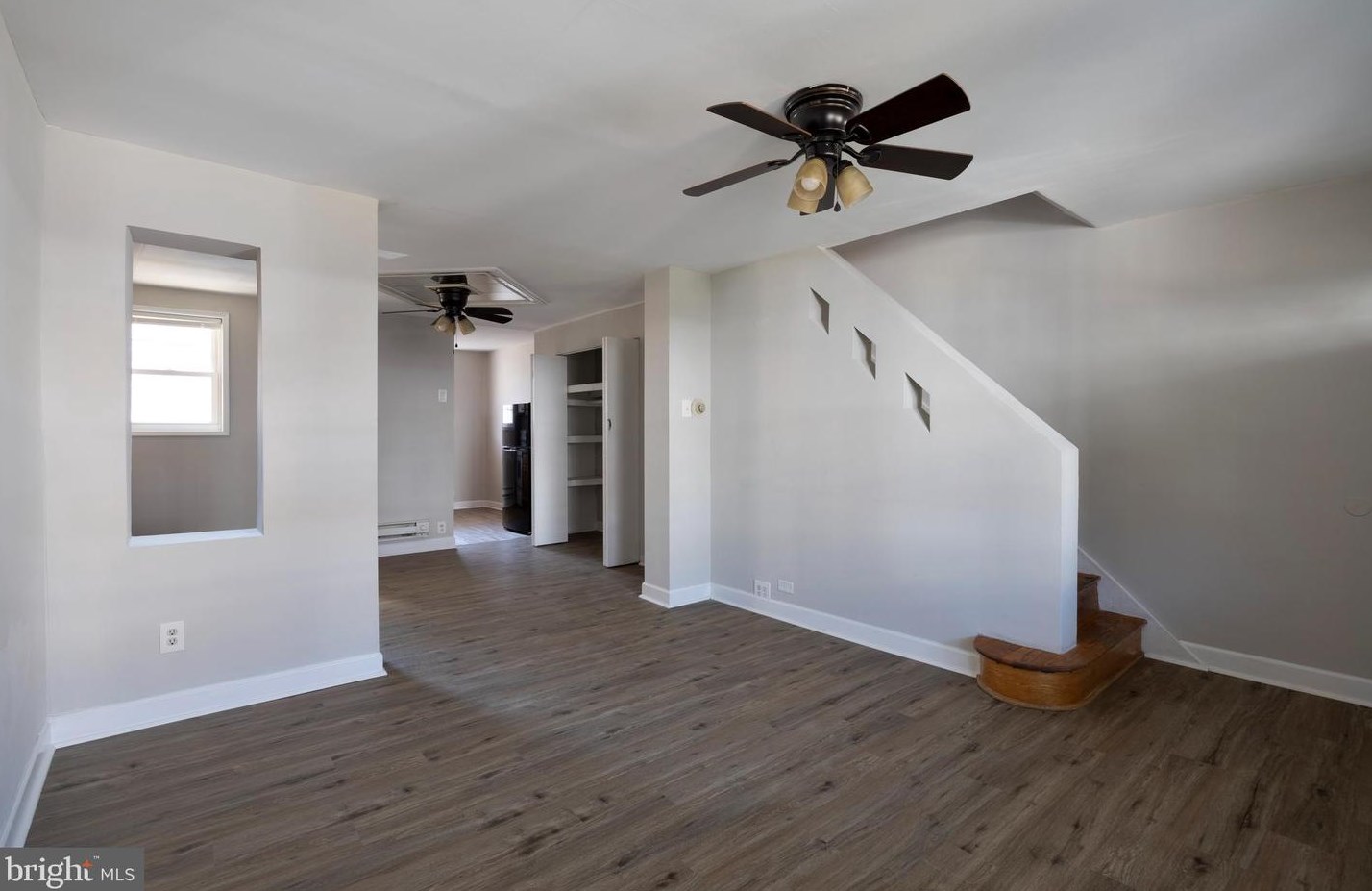 994 Anchor St, Philadelphia PA  19124-1036 exterior