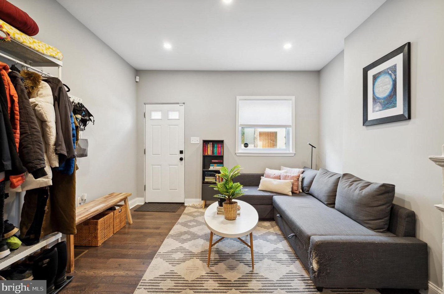 2052 Arizona St, Philadelphia PA  19125-1530 exterior
