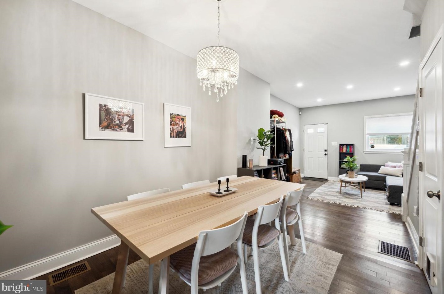 2052 Arizona St, Philadelphia PA  19125-1530 exterior