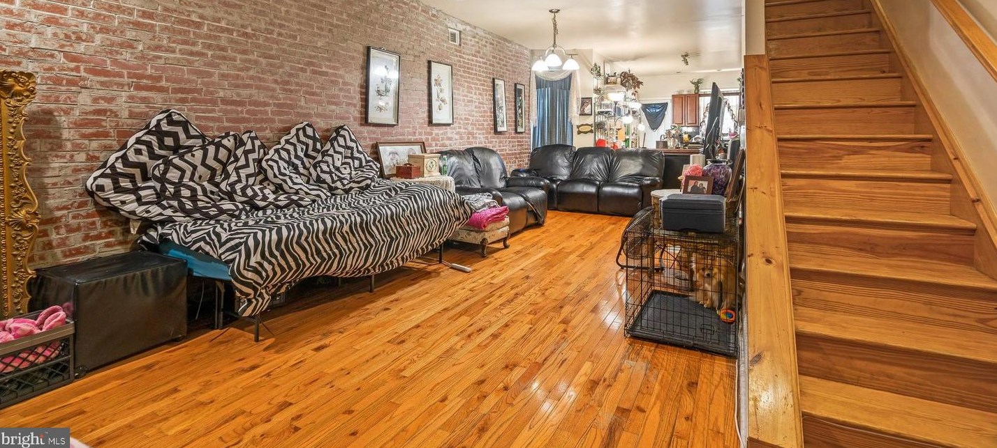 2338 Morris St, Philadelphia PA  19145-1823 exterior
