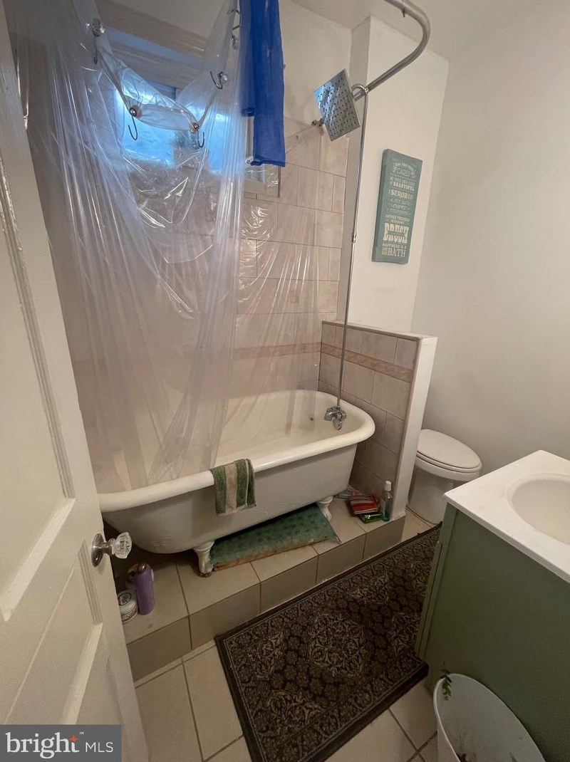 3244 Huntingdon St, Philadelphia PA 19132-2828 exterior