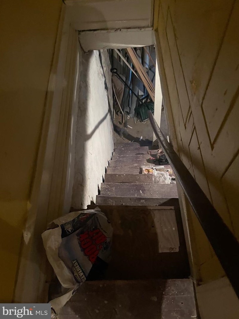 3244 Huntingdon St, Philadelphia PA 19132-2828 exterior