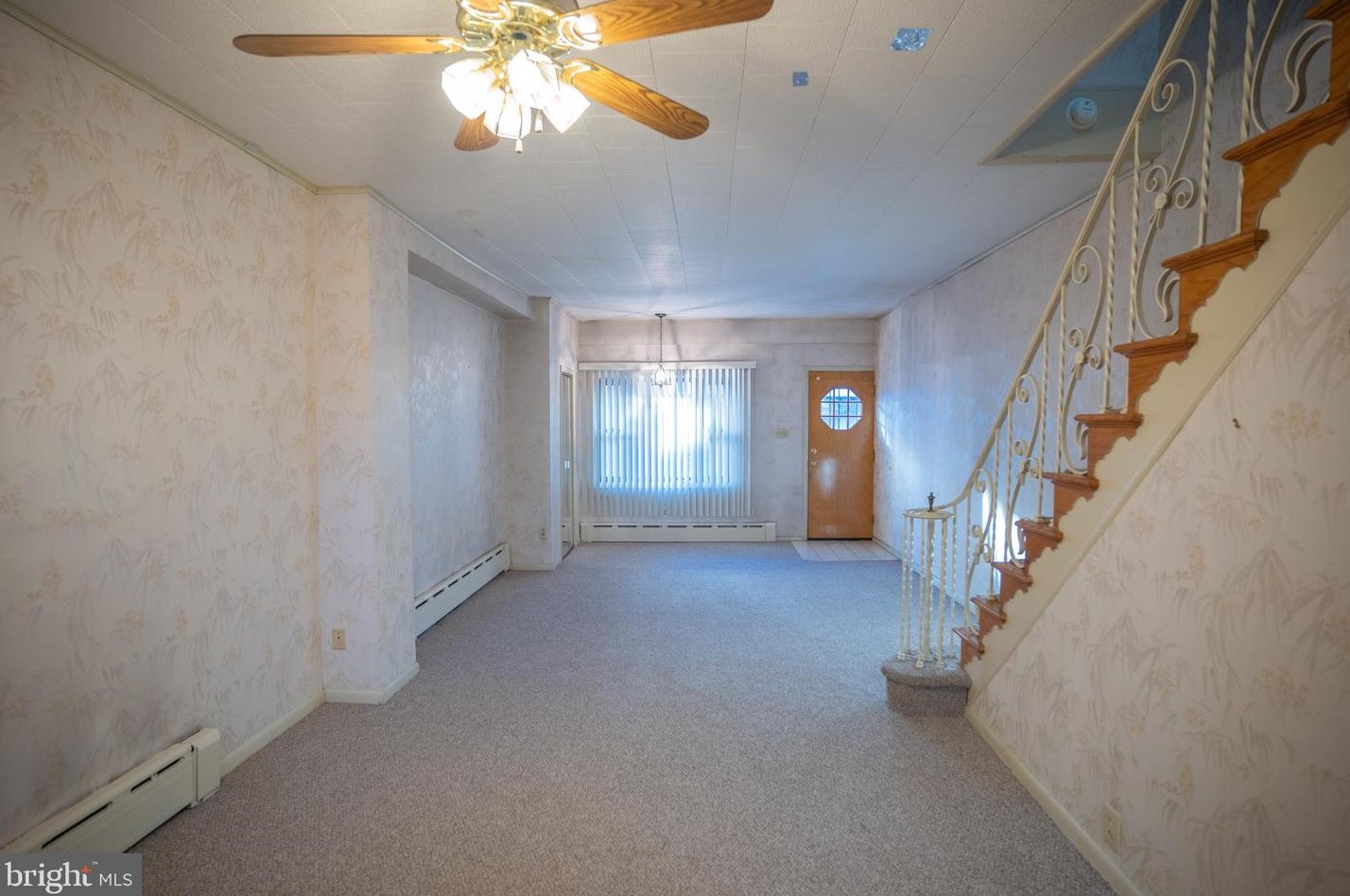 2203 Bucknell St, Philadelphia PA  19145-3212 exterior