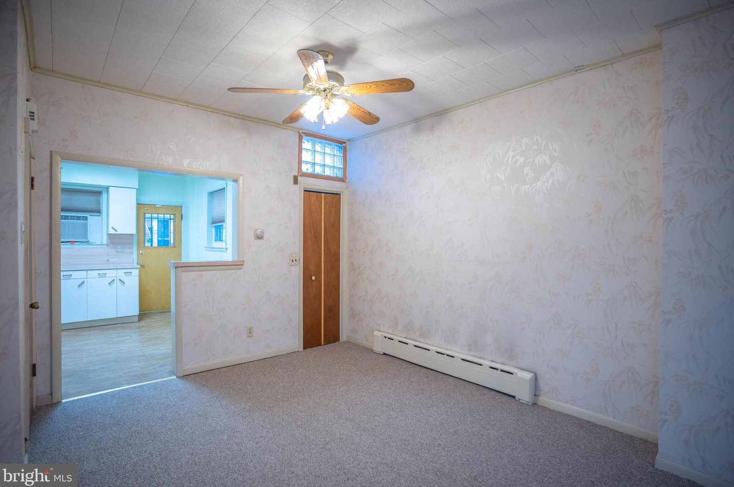 2203 Bucknell St, Philadelphia PA  19145-3212 exterior