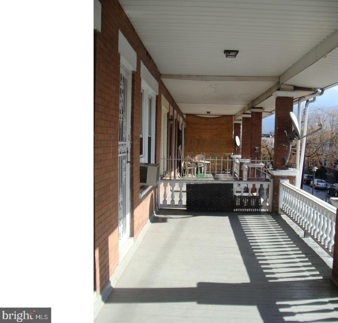 6037 Catharine St #2, Philadelphia, PA 19143