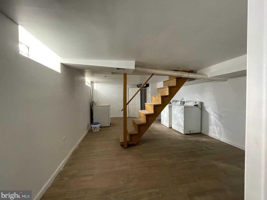 2420 Duncan St, Philadelphia PA 19124-4112 exterior