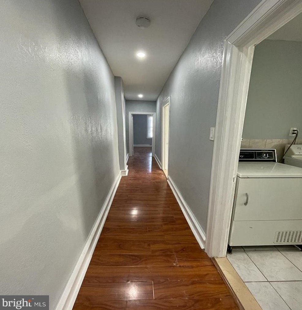 2420 Duncan St, Philadelphia PA 19124-4112 exterior