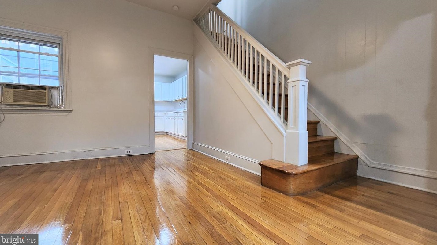 148 Huntingdon St, Philadelphia PA  19133-4028 exterior