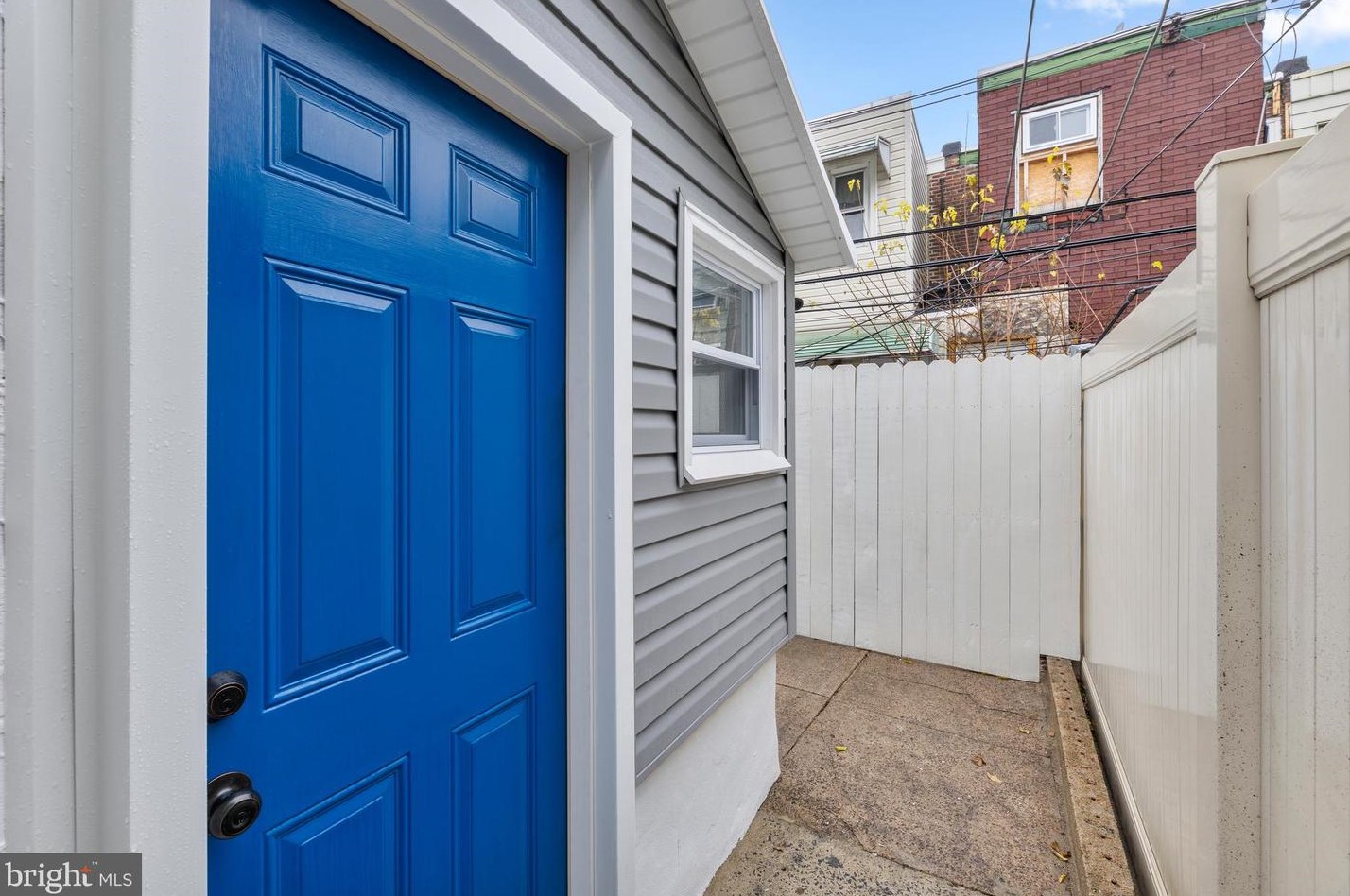 2972 Salmon St, Philadelphia PA  19134-5723 exterior