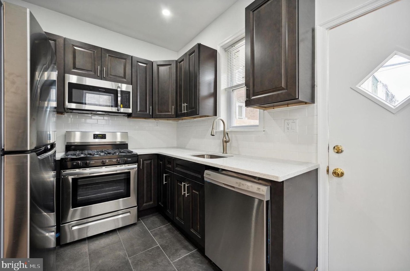 121 Hansberry St, Philadelphia PA  19144-3505 exterior