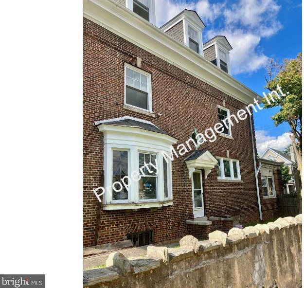 1318 Arrott St, Philadelphia PA  19124-3231 exterior