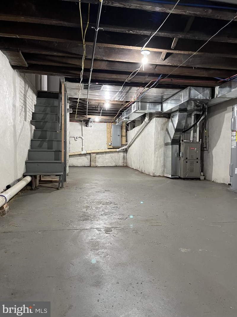 1630 Blavis St, Philadelphia PA  19140-1824 exterior
