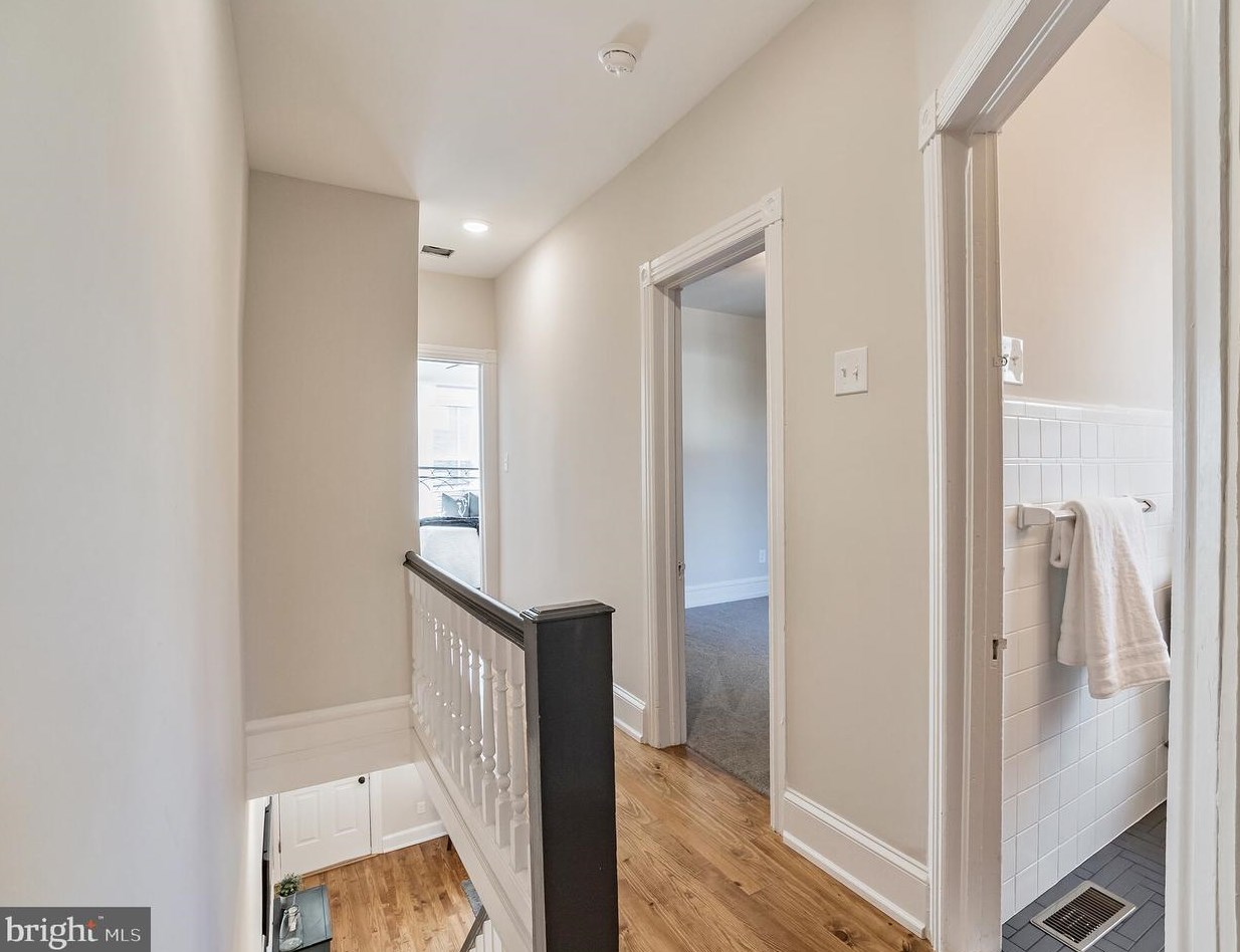 4211 Terrace St, Philadelphia PA  19128-5015 exterior