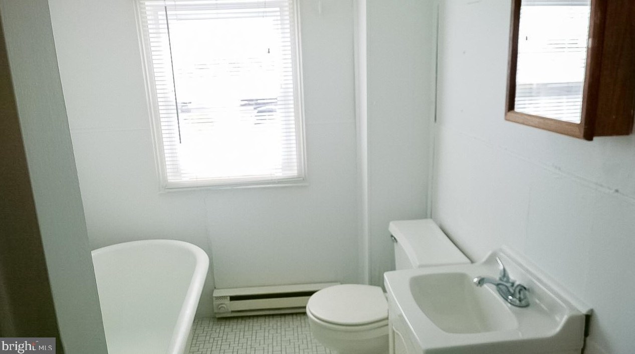 6619 Haverford Ave, Philadelphia PA 19104-1823 exterior