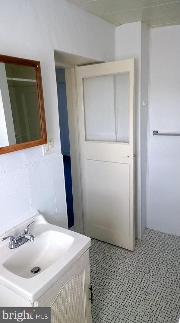 6619 Haverford Ave, Philadelphia PA 19104-1823 exterior