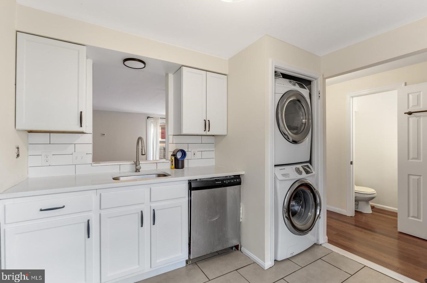 846 Orianna St, Philadelphia PA  19123-2233 exterior