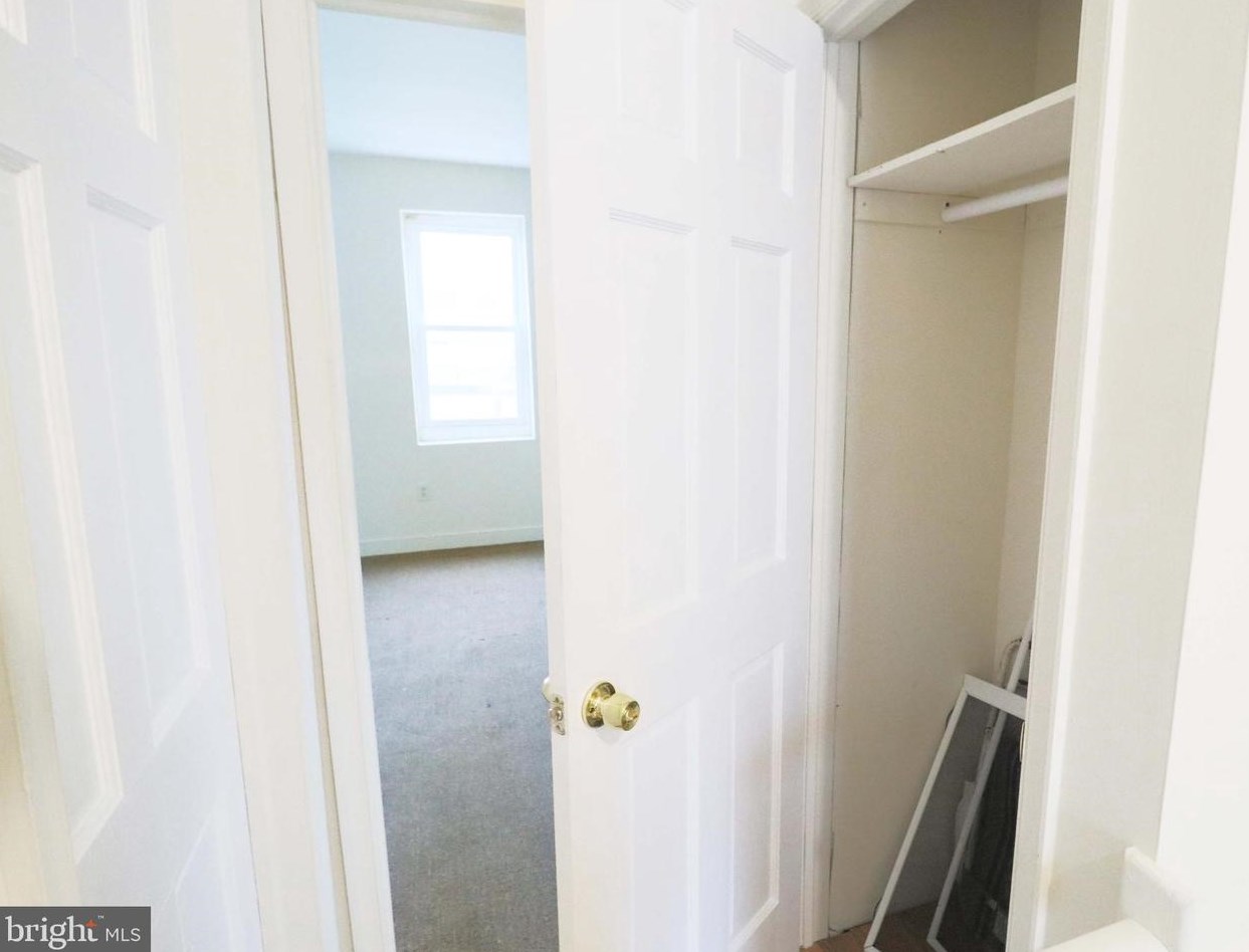 1217 Susquehanna Ave, Philadelphia PA 19121-1225 exterior