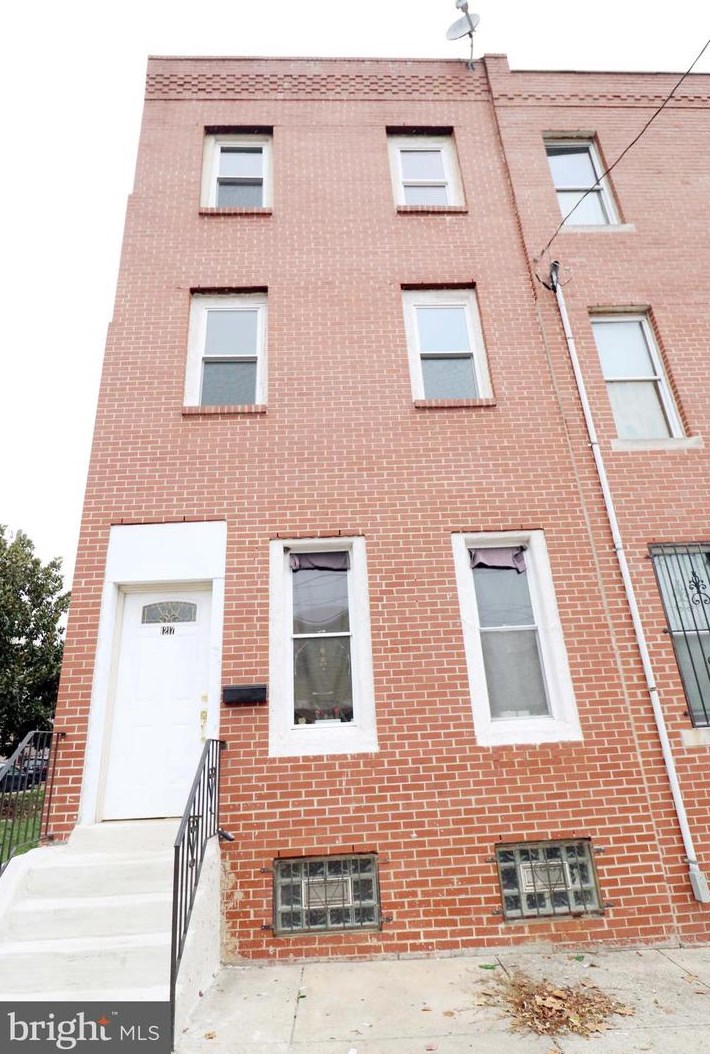 1217 Susquehanna Ave, Philadelphia PA 19121-1225 exterior