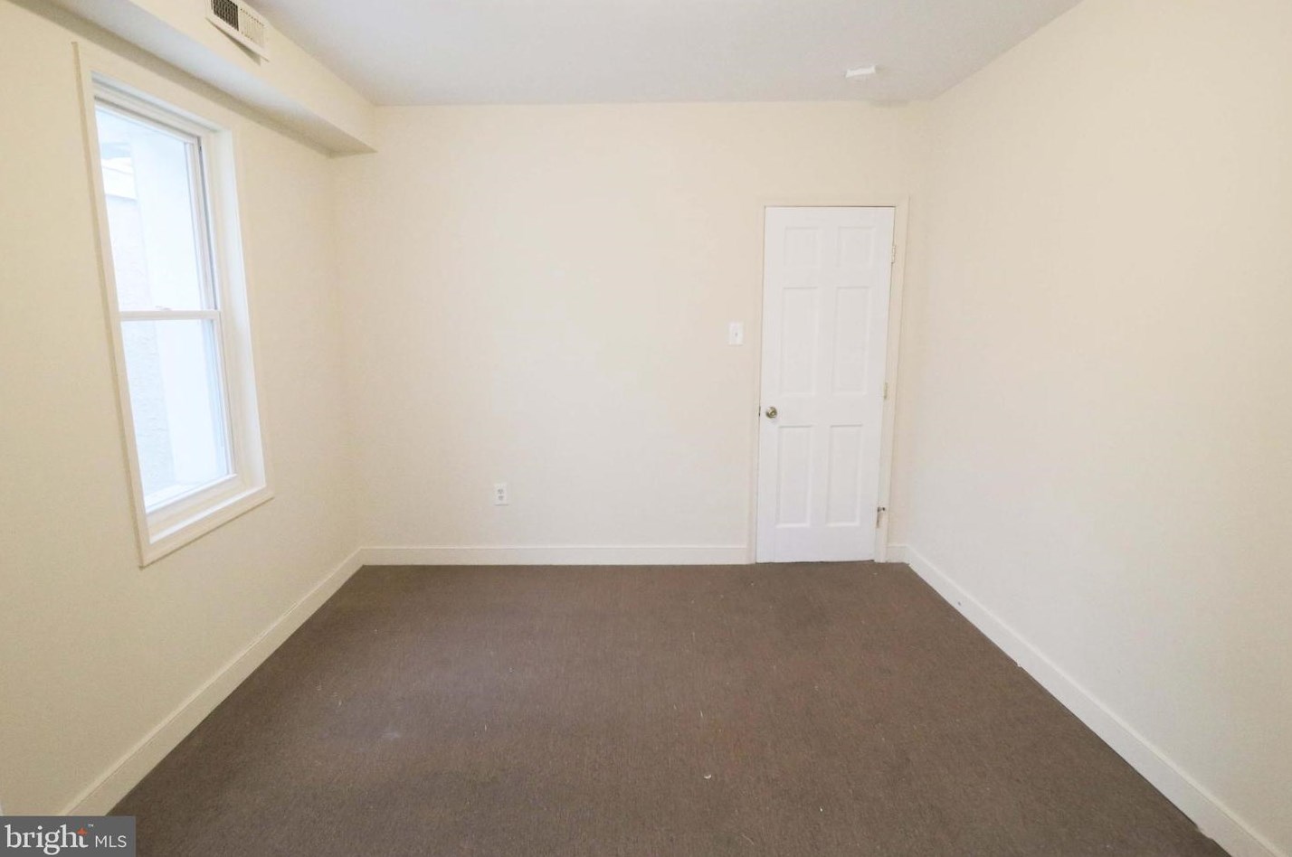 1217 Susquehanna Ave, Philadelphia PA 19121-1225 exterior