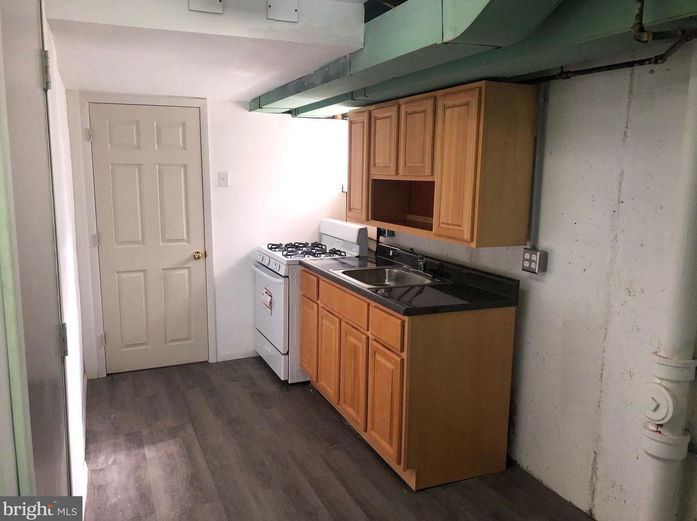 10672 Halstead St, Philadelphia PA  19116-3532 exterior