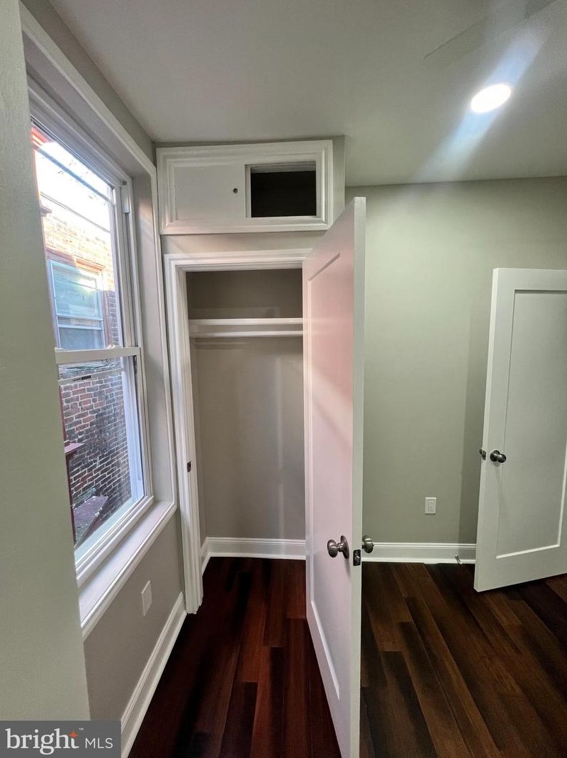 5237 Knox St, Philadelphia PA  19144-3513 exterior