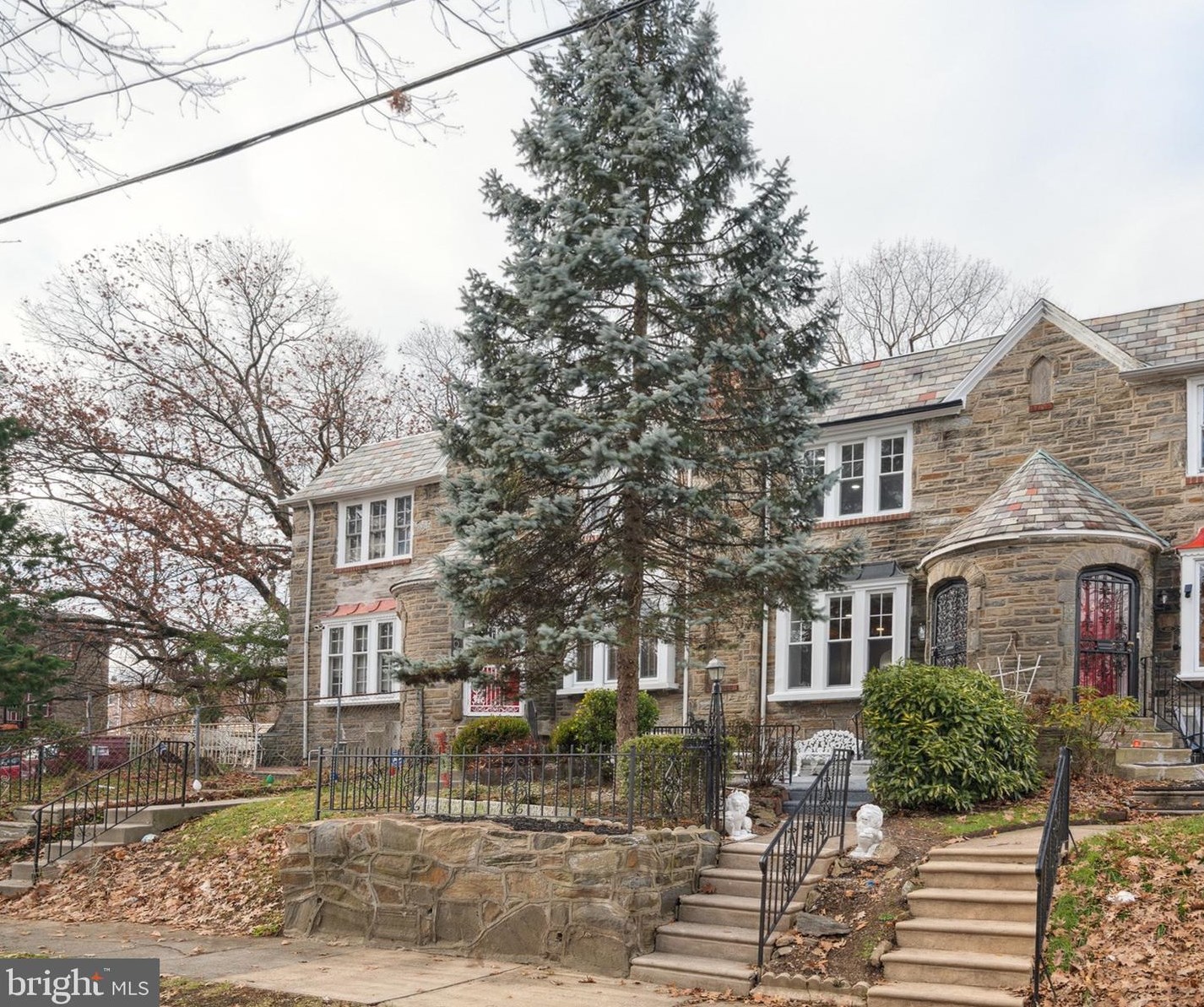 405 Phil Ellena St, Philadelphia PA  19119-1944 exterior