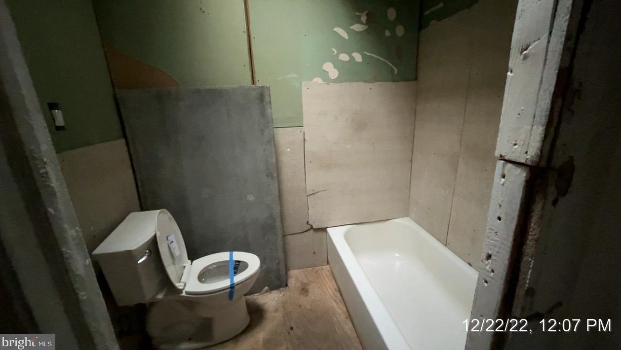 8546 Provident Rd, Philadelphia PA  19150-1606 exterior