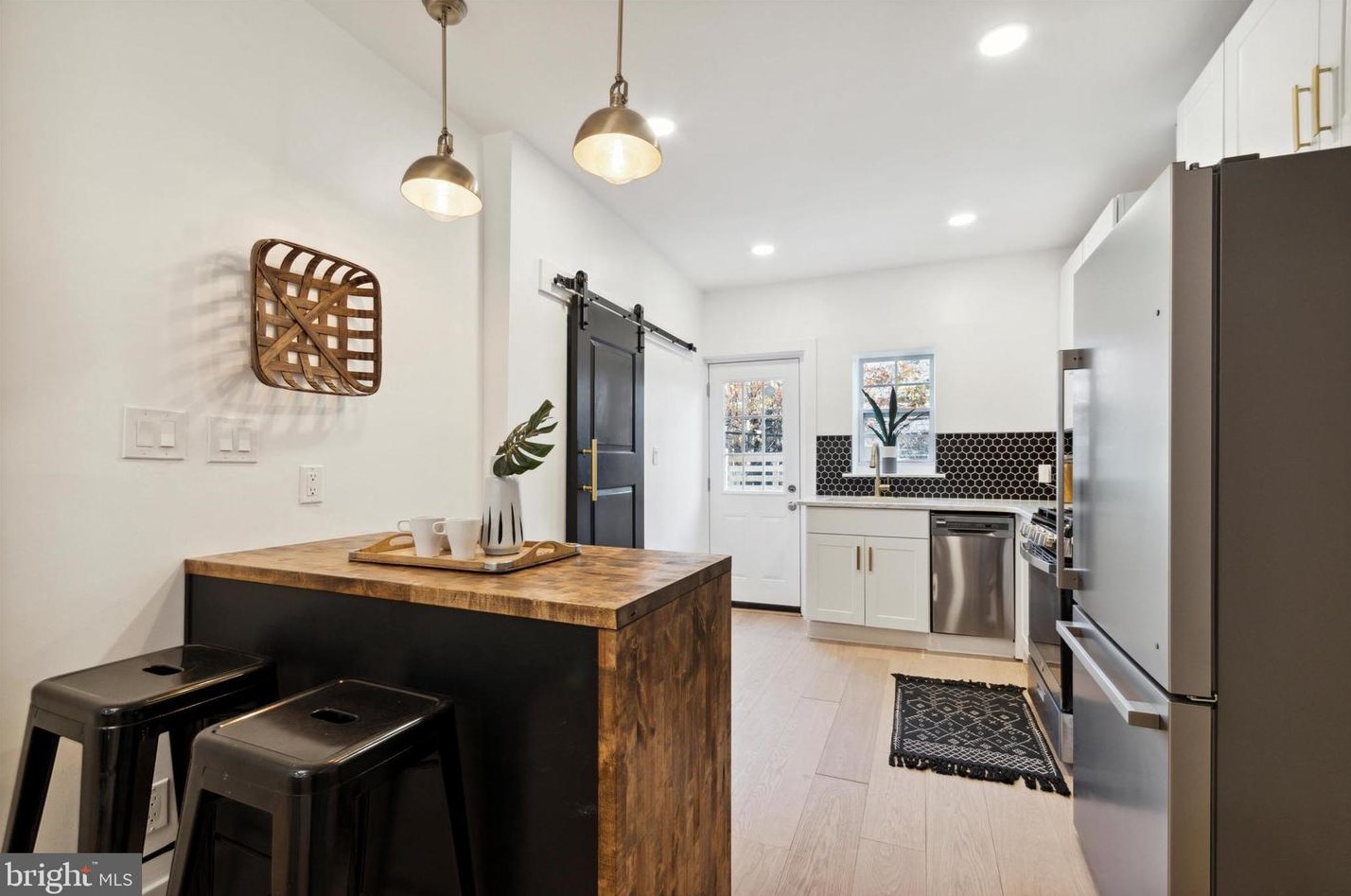 1913 Croskey St, Philadelphia PA  19121-2026 exterior