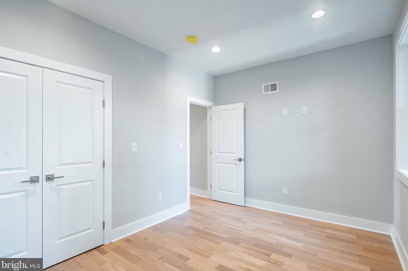 1717 Orianna St, Philadelphia PA  19148-1805 exterior