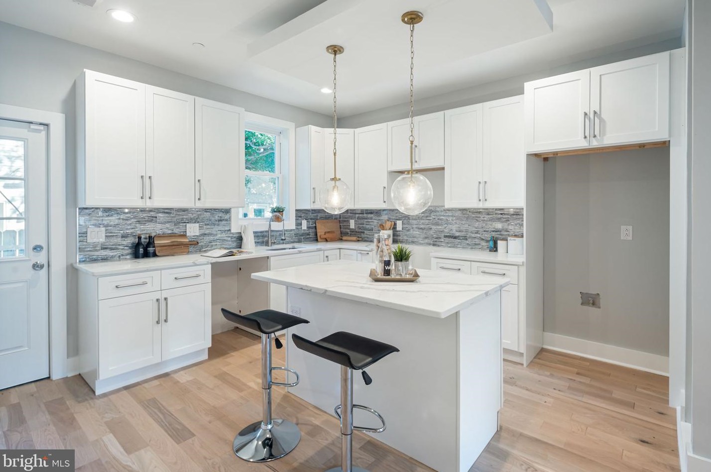1717 Orianna St, Philadelphia PA  19148-1805 exterior
