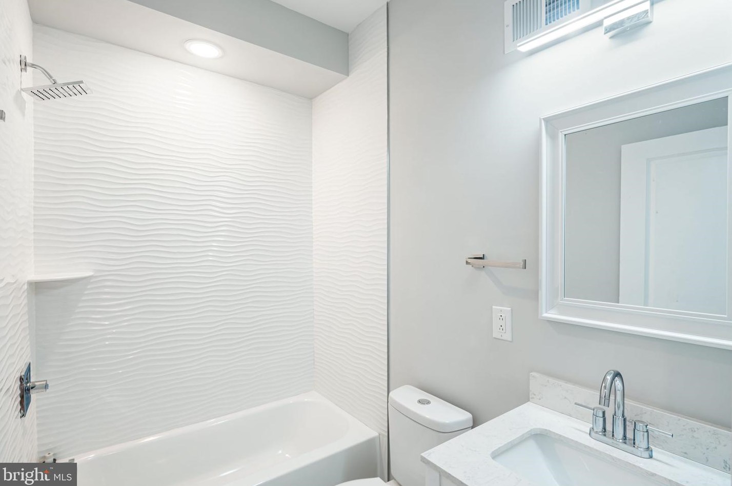 1717 Orianna St, Philadelphia PA  19148-1805 exterior