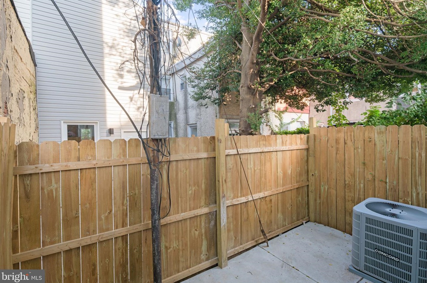 1717 Orianna St, Philadelphia PA  19148-1805 exterior